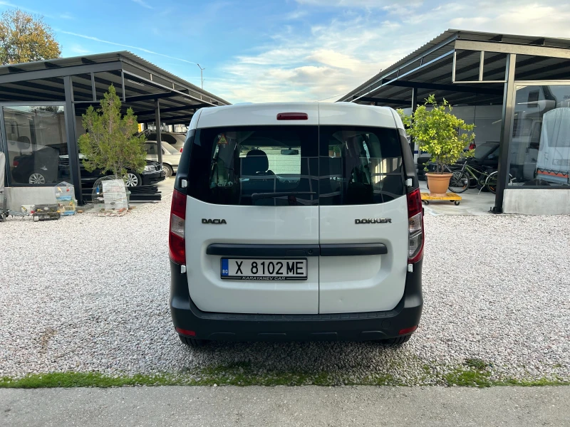 Dacia Dokker 1, 6 BENZIN/ GAZ, снимка 4 - Автомобили и джипове - 52275500