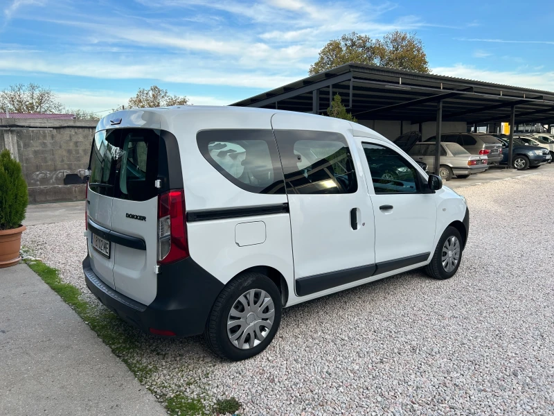 Dacia Dokker 1, 6 BENZIN/ GAZ, снимка 5 - Автомобили и джипове - 52275500