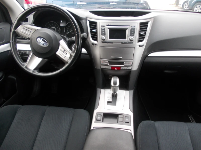 Subaru Outback 2.5-4x4-клима, снимка 7 - Автомобили и джипове - 52642039