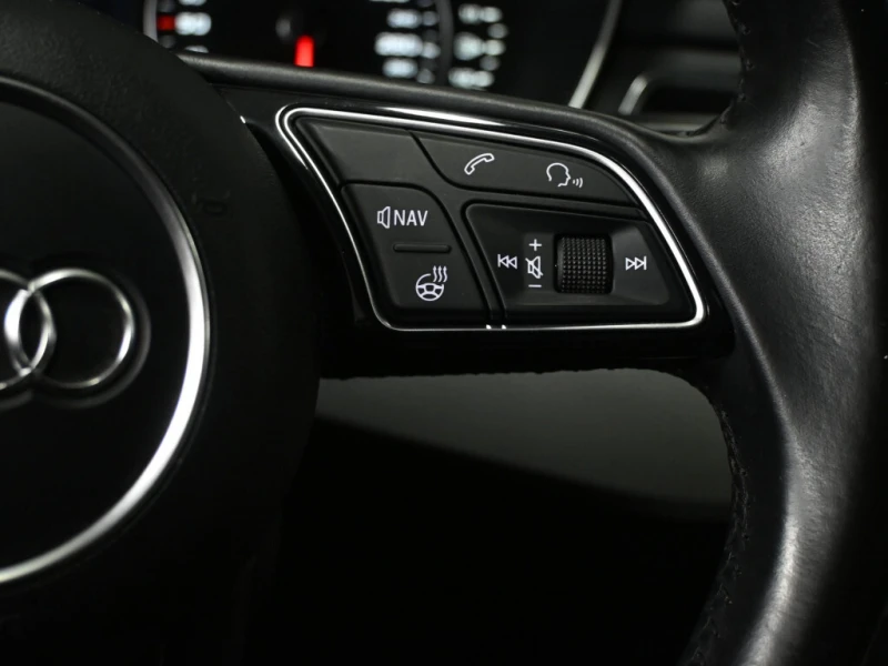 Audi A4 * Leather Sunroof Push Start Bluetooth * CARFAX * , снимка 15 - Автомобили и джипове - 53006927