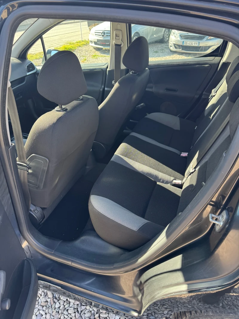 Peugeot 207 1.4HDi / Navi / Carplay, снимка 10 - Автомобили и джипове - 53259175