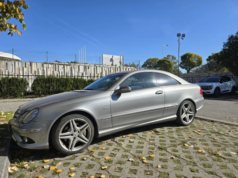 Mercedes-Benz CLK 350, снимка 10 - Автомобили и джипове - 53273177