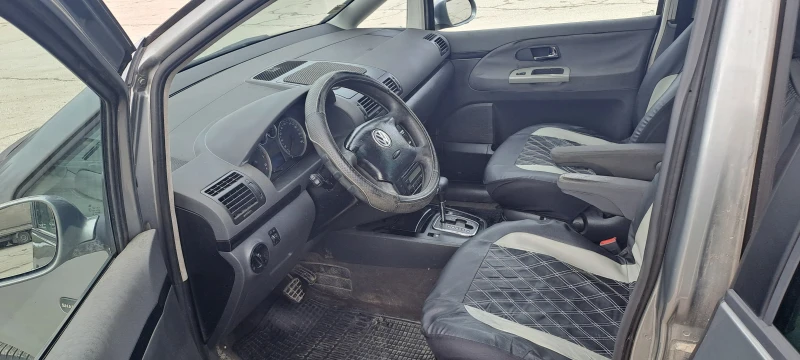 VW Sharan, снимка 10 - Автомобили и джипове - 53599686