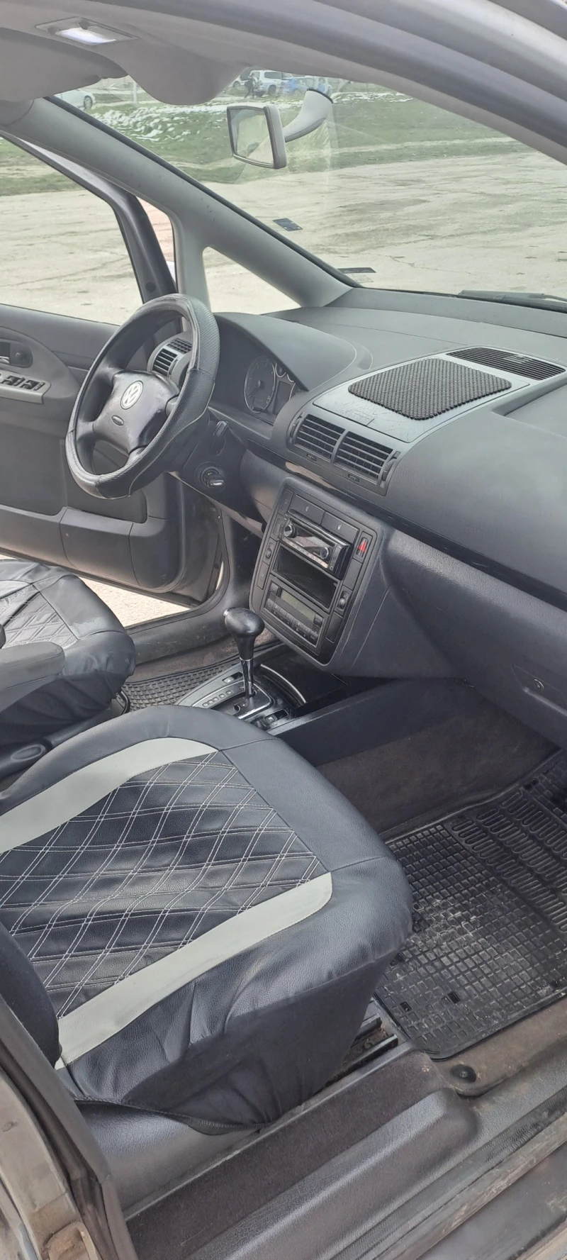 VW Sharan, снимка 2 - Автомобили и джипове - 53599686