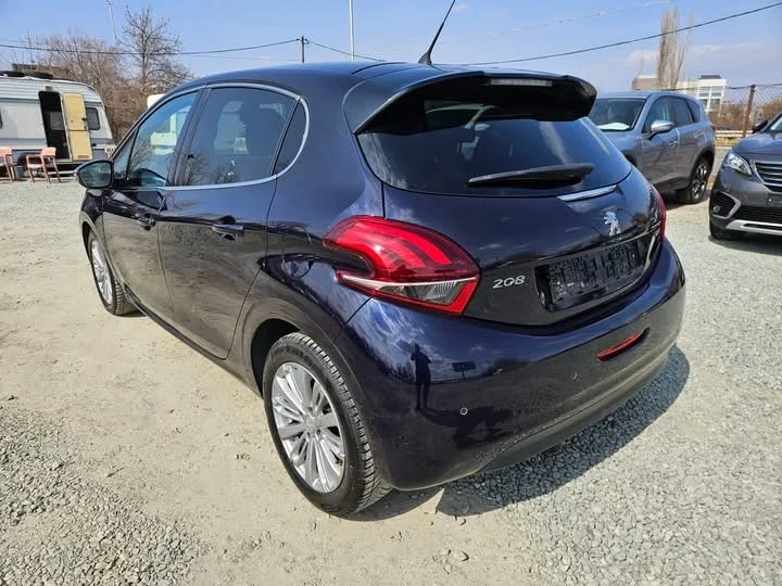 Peugeot 208 1.6 e-HDI, снимка 3 - Автомобили и джипове - 54580730