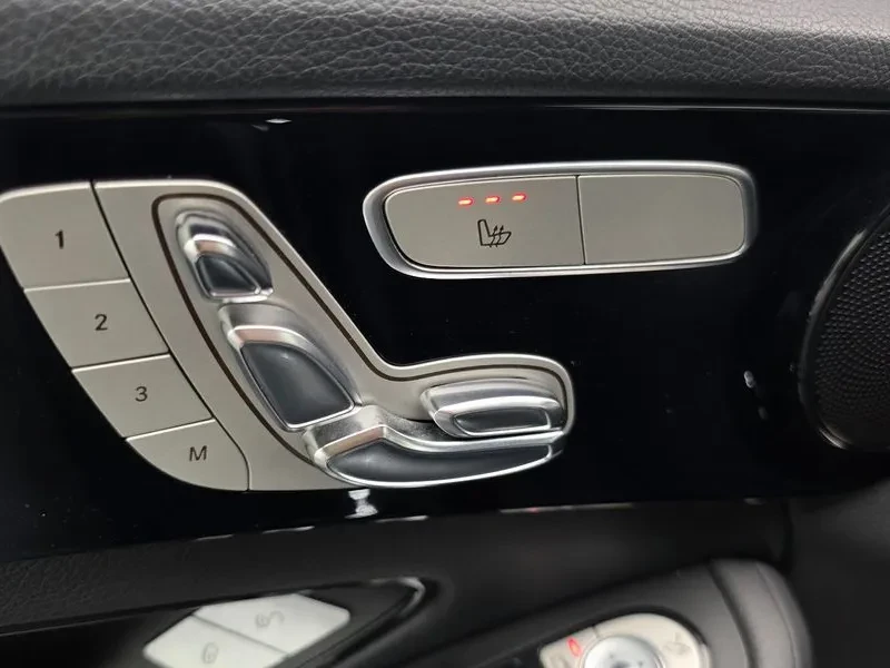 Mercedes-Benz C 180 W205, снимка 16 - Автомобили и джипове - 54968662