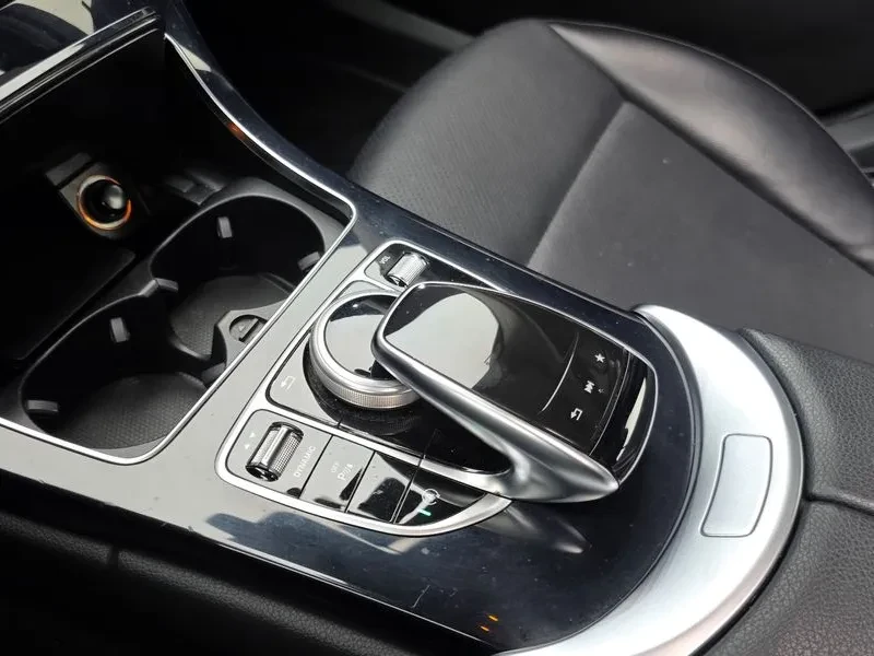 Mercedes-Benz C 180 W205, снимка 8 - Автомобили и джипове - 54968662