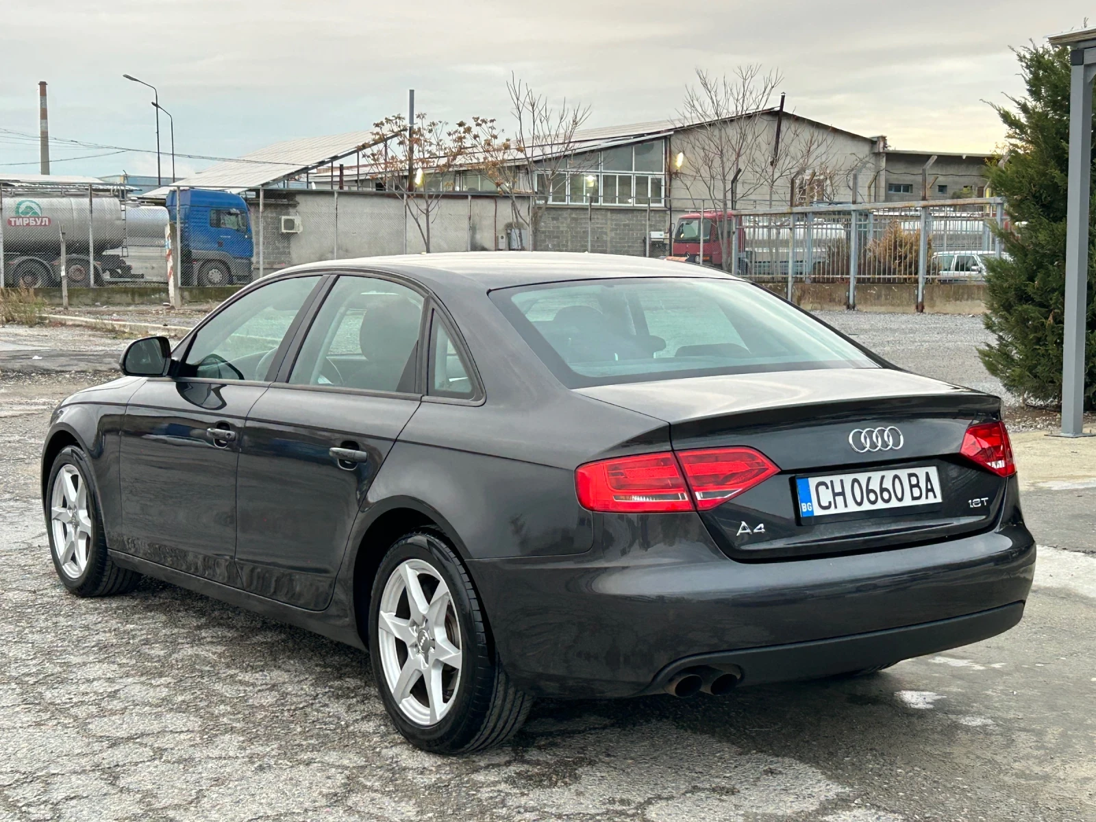 Audi A4 1.8T бензин 6 Скорости  - изображение 6