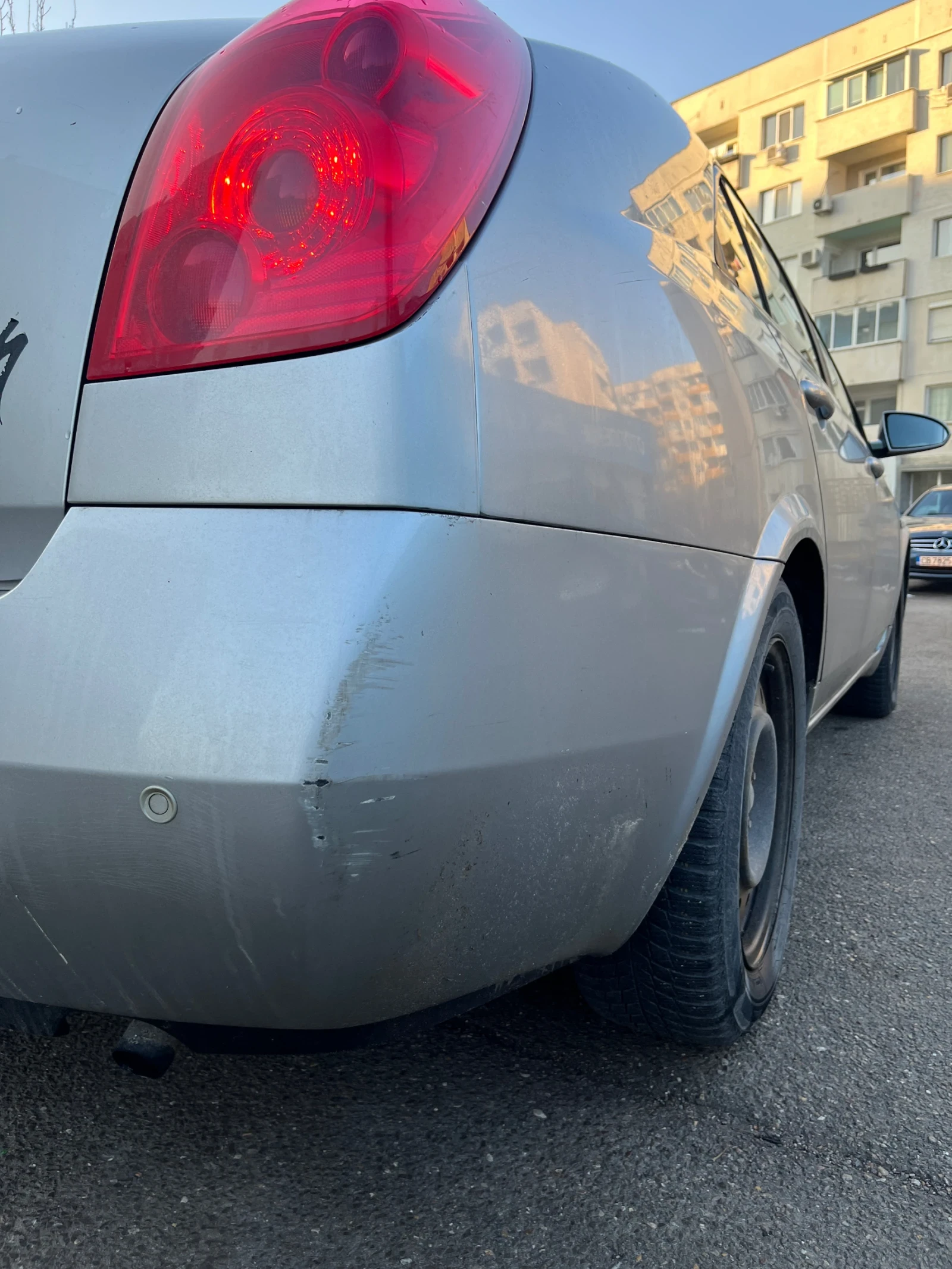 Nissan Primera 1.8 - изображение 10