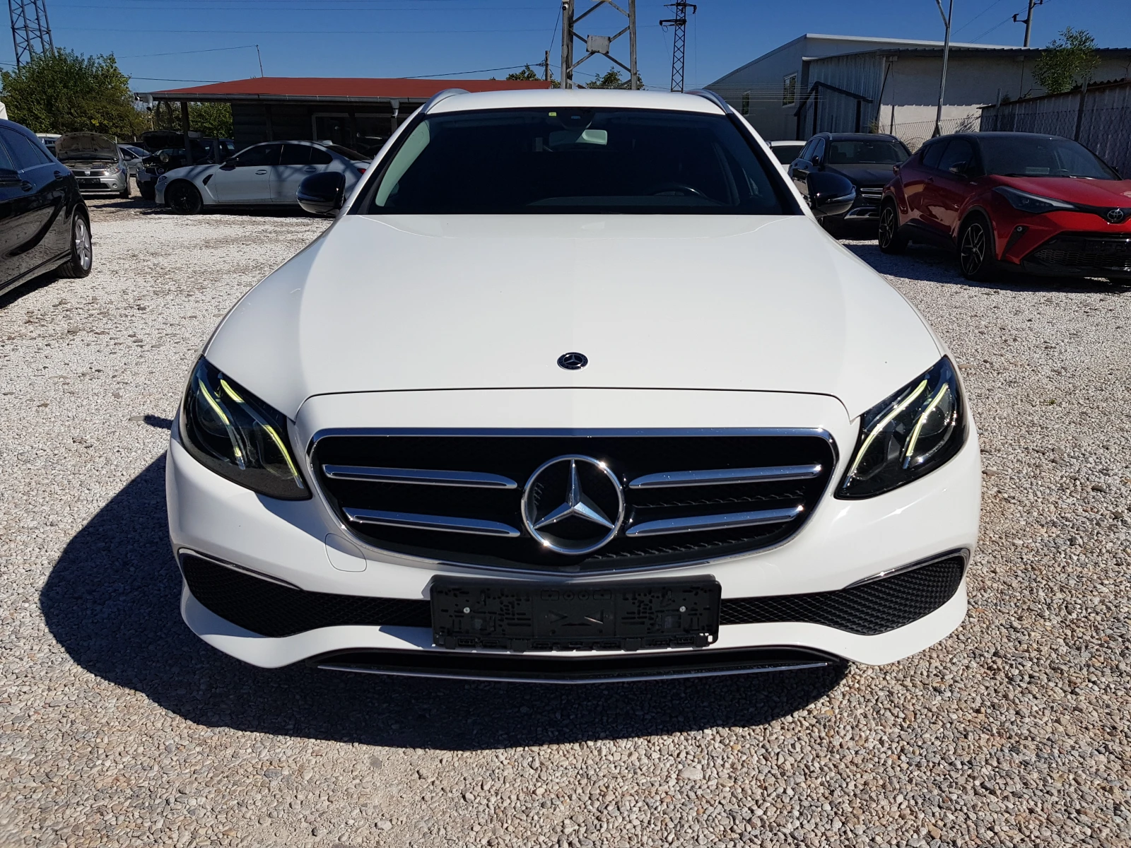 Mercedes-Benz E 220 D 4matic /02/2020г. EURO 6D ЛИЗИНГ | Mobile.bg — изображение 2