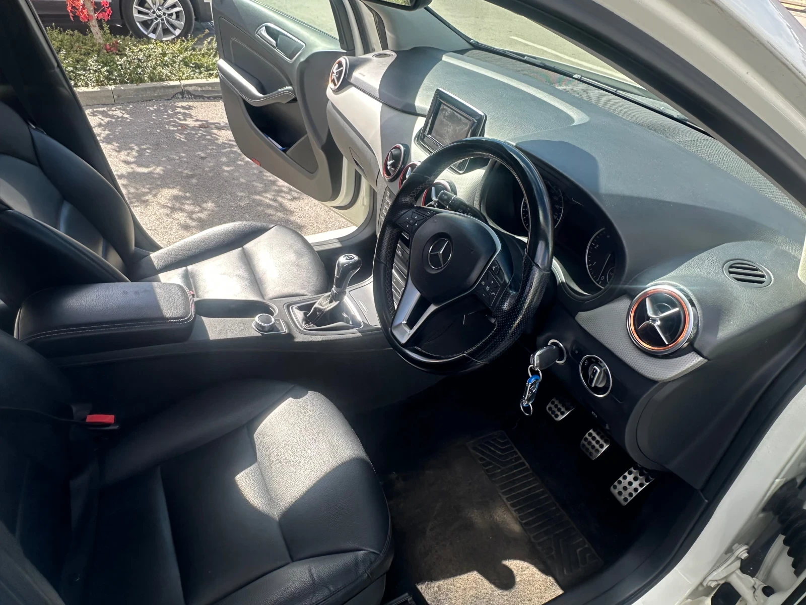 Mercedes-Benz B 180  - изображение 2