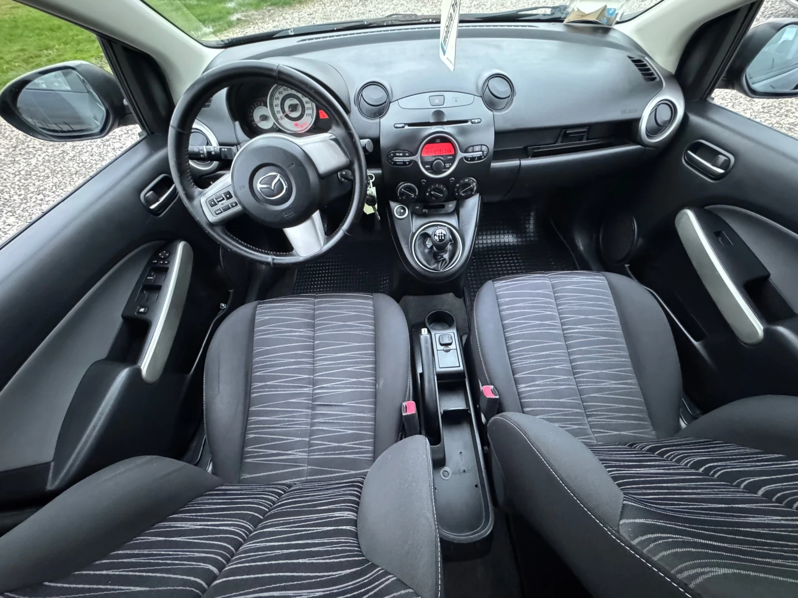 Mazda 2 1.3 Италия Газов инжекцион - изображение 8