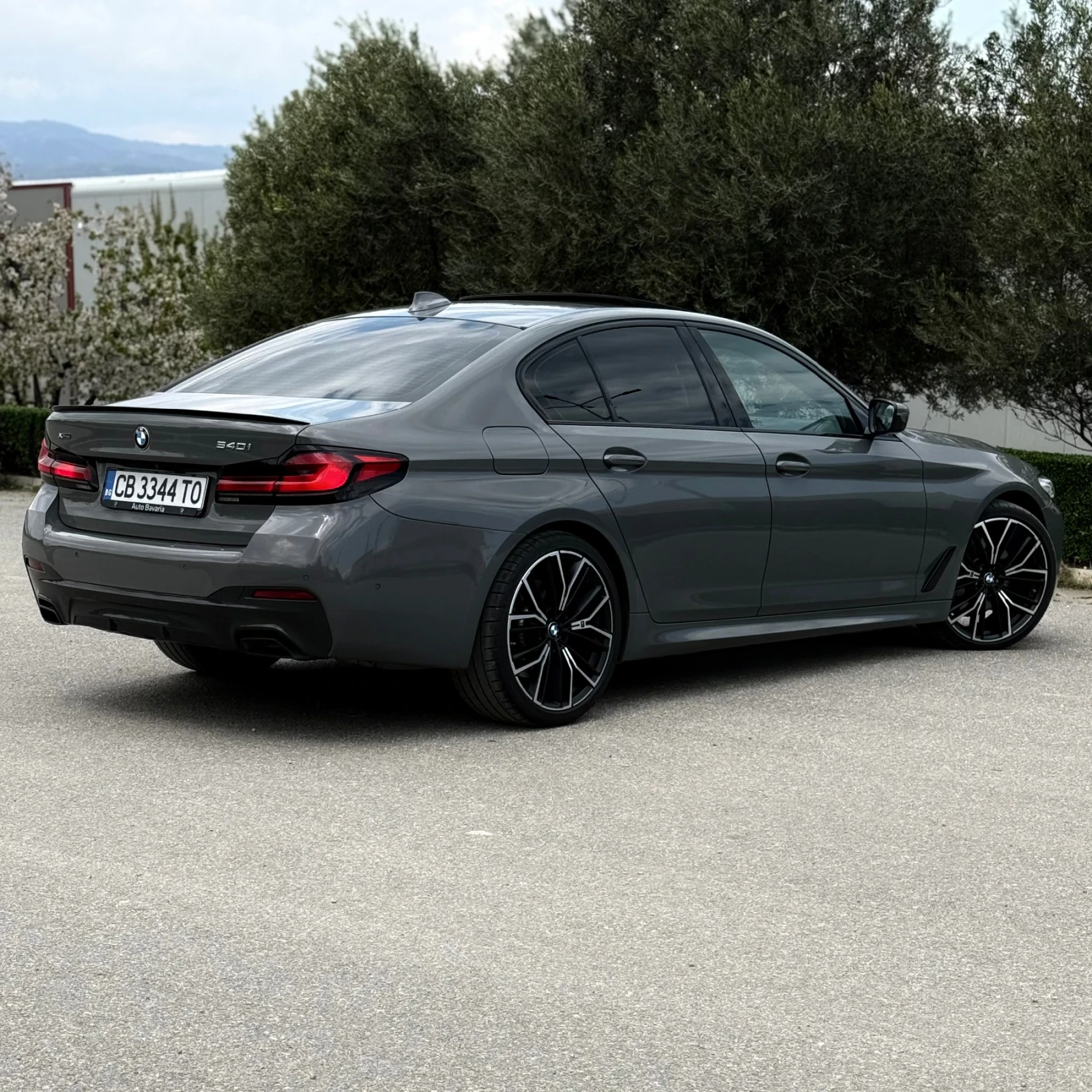 BMW 540 xDrive/M-Performance/Lazer/Mild hybrid/360, снимка 4 - Автомобили и джипове - 52805192