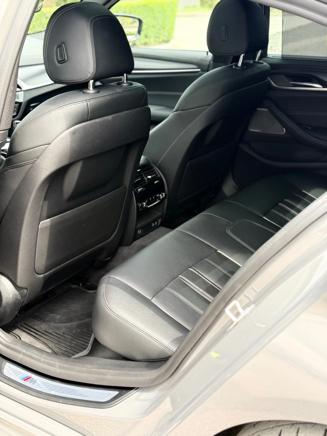 BMW 540 xDrive/M-Performance/Lazer/Mild hybrid/360, снимка 14 - Автомобили и джипове - 52805192