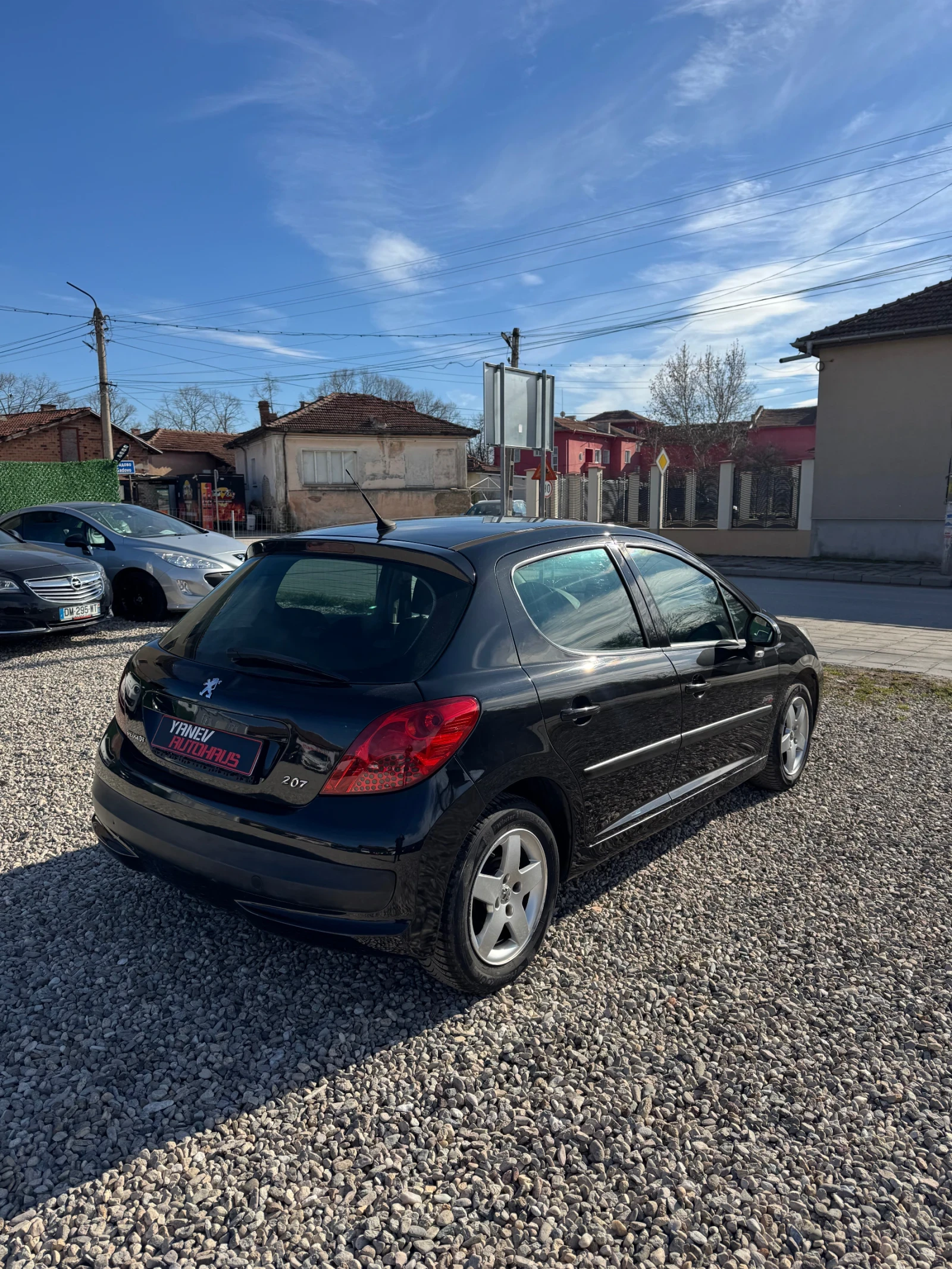 Peugeot 207 1.4HDi / Navi / Carplay | Mobile.bg � ����������� 4