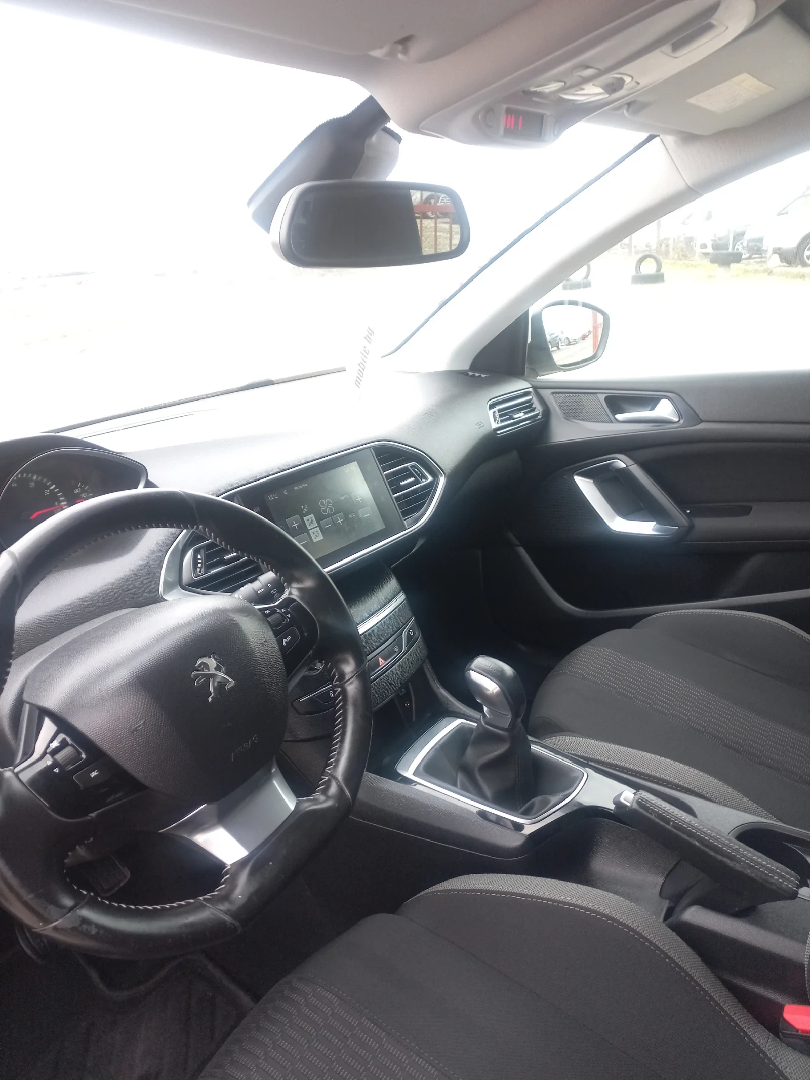 Peugeot 308 1, 2 I  STYLE, снимка 15 - Автомобили и джипове - 53733858
