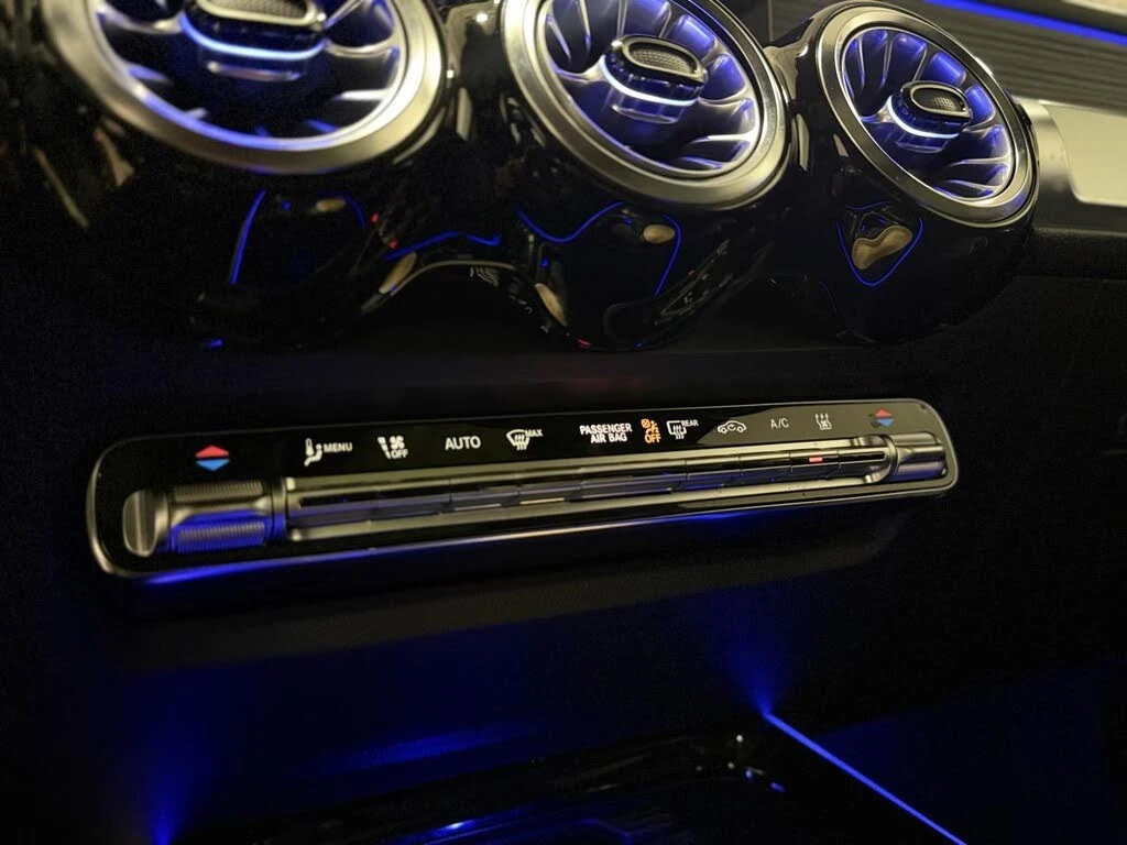 Mercedes-Benz EQB  АвтоКредит* (ЦЕНА ДО БГ), снимка 11 - Автомобили и джипове - 54057155