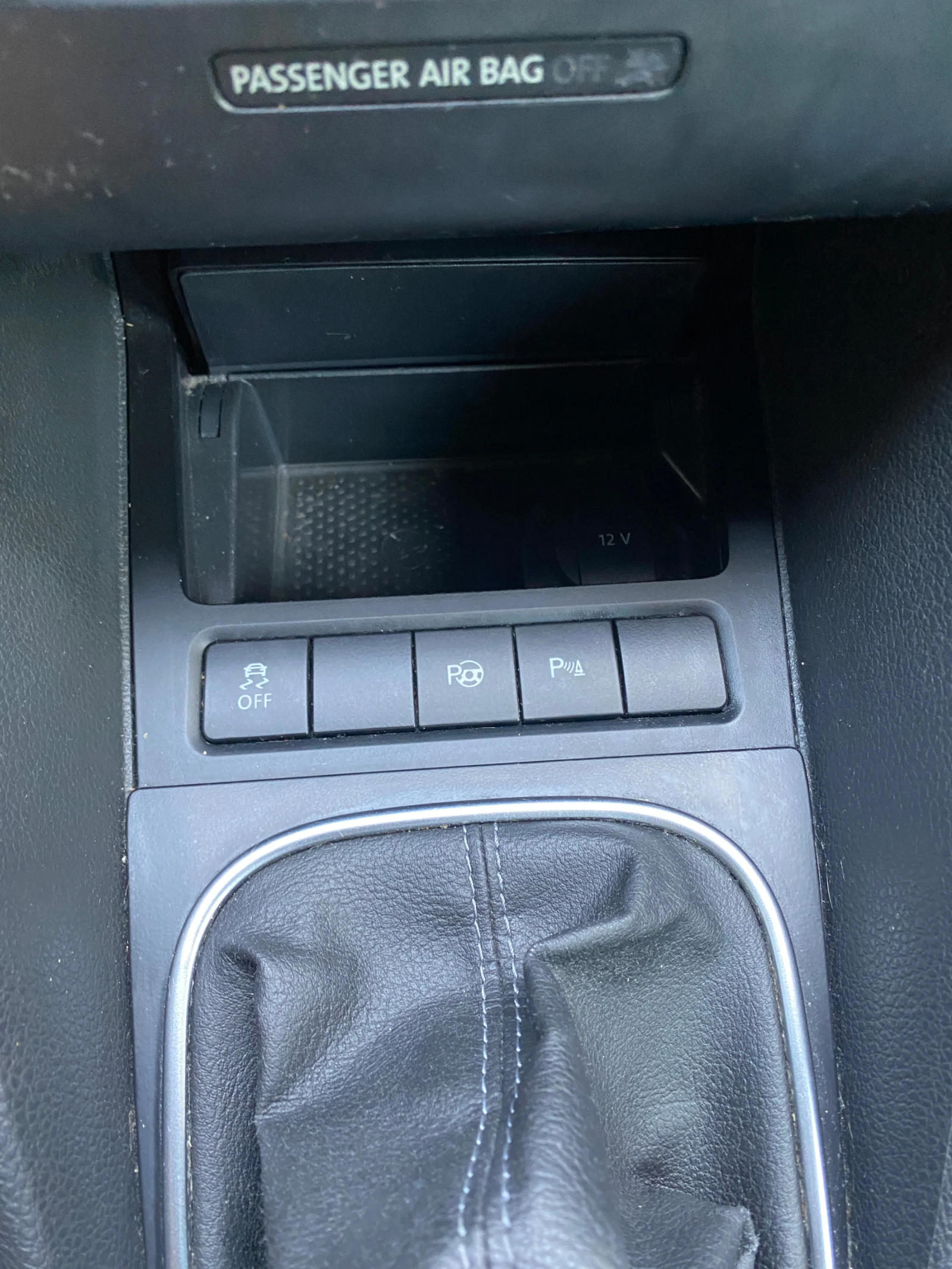 VW Golf 6 Style 140 кс, снимка 17 - Автомобили и джипове - 54163450