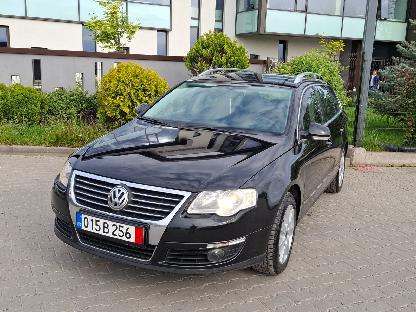VW Passat 2.0TDI* (140кс)* ABTOMAT* КОЖА* HABИ* * FUL* * * , снимка 2 - Автомобили и джипове - 54461670