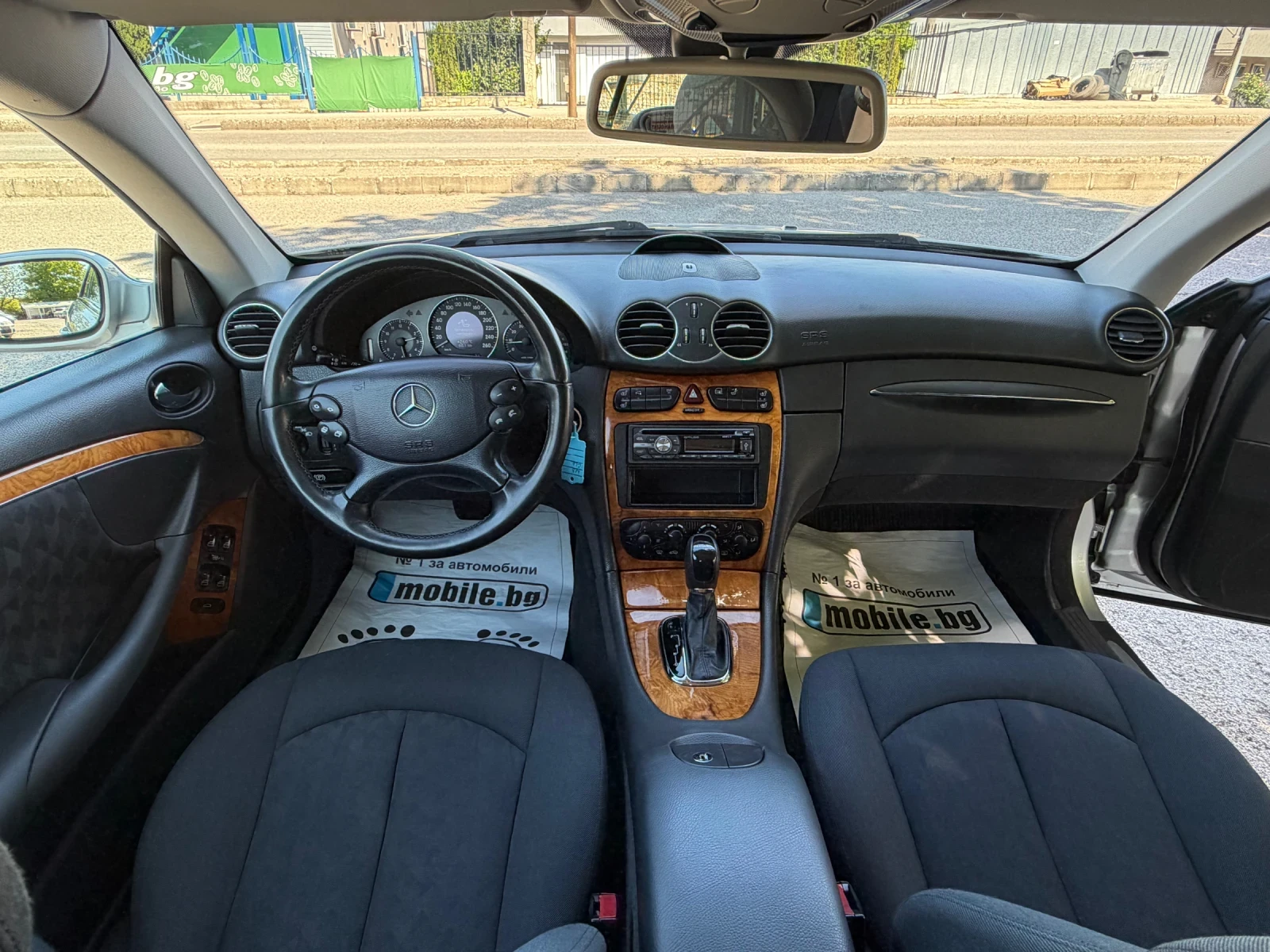 Mercedes-Benz CLK 200 KOMPRESSOR, снимка 12 - Автомобили и джипове - 54669956