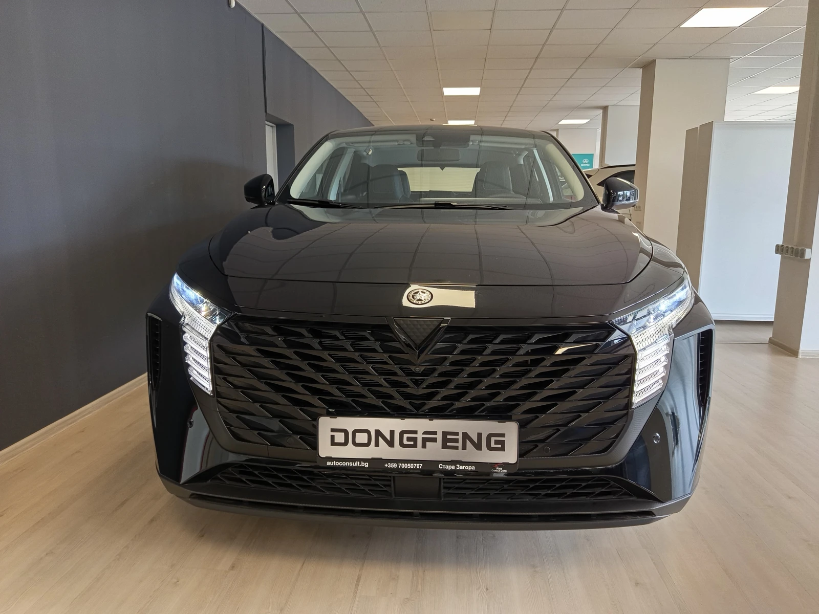 DONGFENG Vanucia V-Online 1, 5 TGDI (190 K.c) 7DCT, снимка 2 - Автомобили и джипове - 54836633