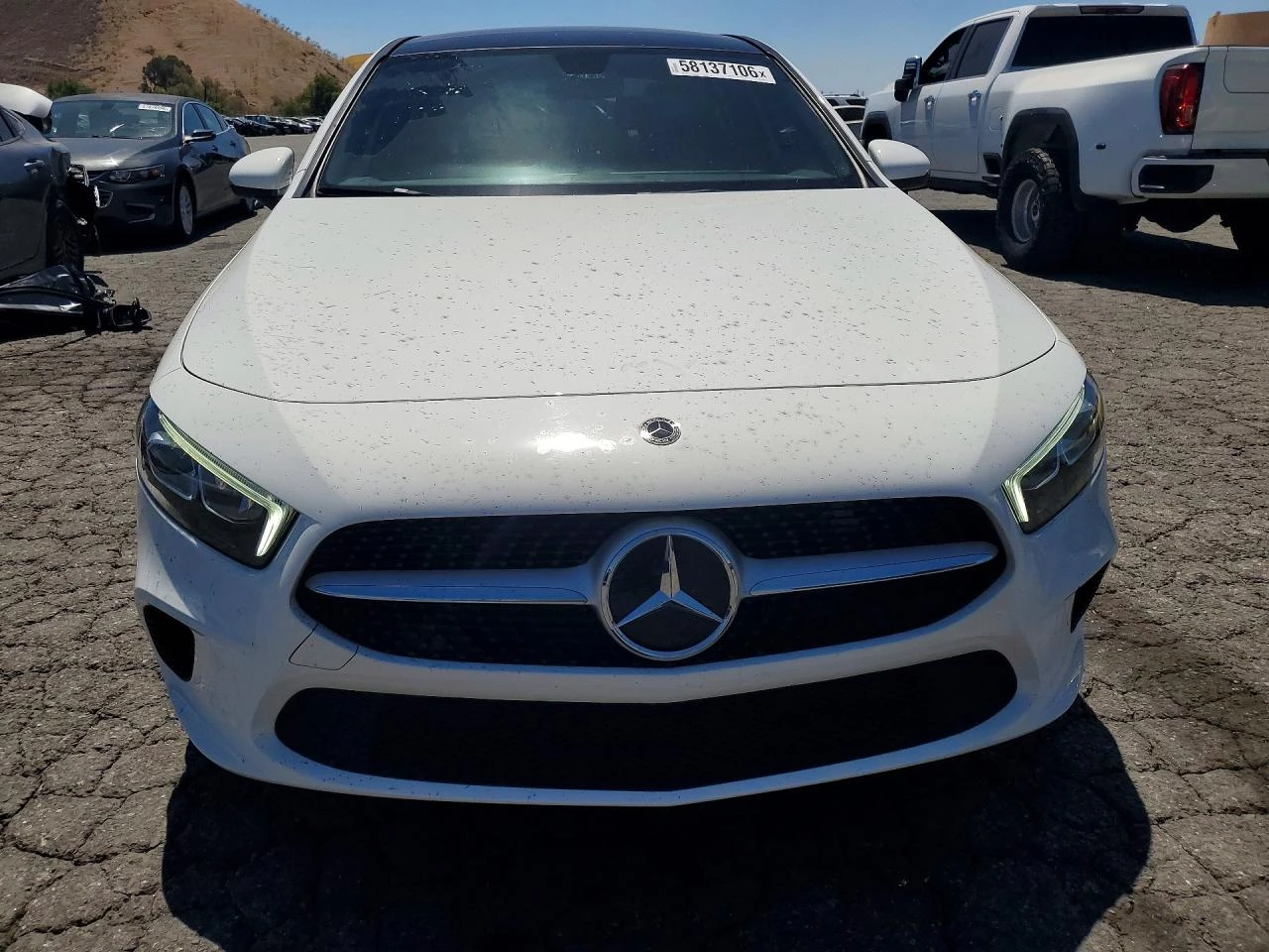 Mercedes-Benz A 220, снимка 2 - Автомобили и джипове - 55068152