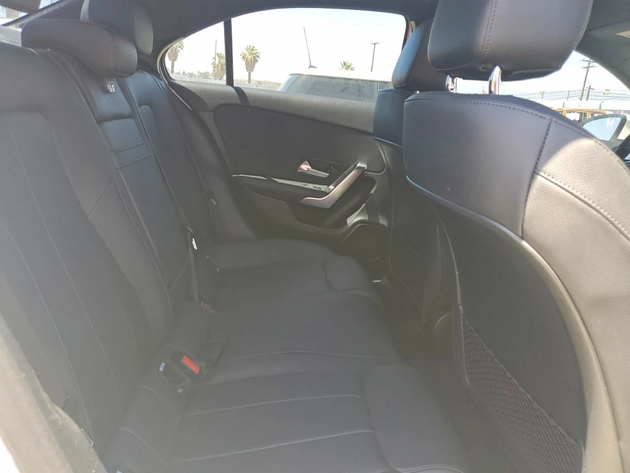 Mercedes-Benz A 220, снимка 10 - Автомобили и джипове - 55068152