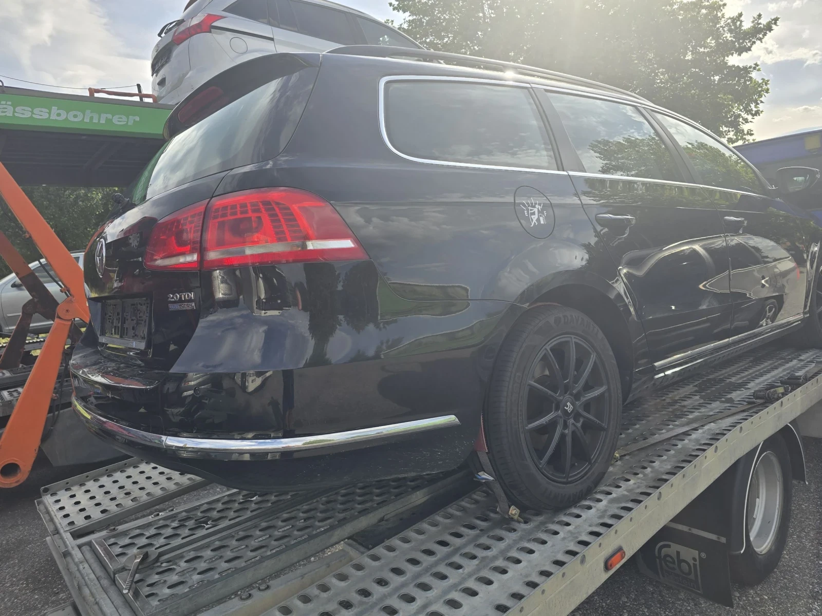 VW Passat 2.0TDI/140/Avtomat , снимка 13 - Автомобили и джипове - 55257322