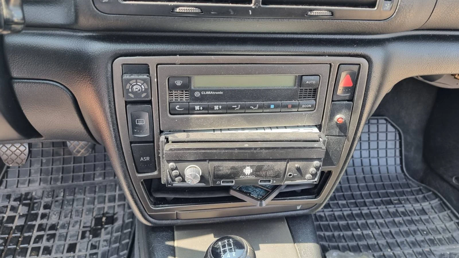 VW Passat B5, снимка 14 - Автомобили и джипове - 55466912