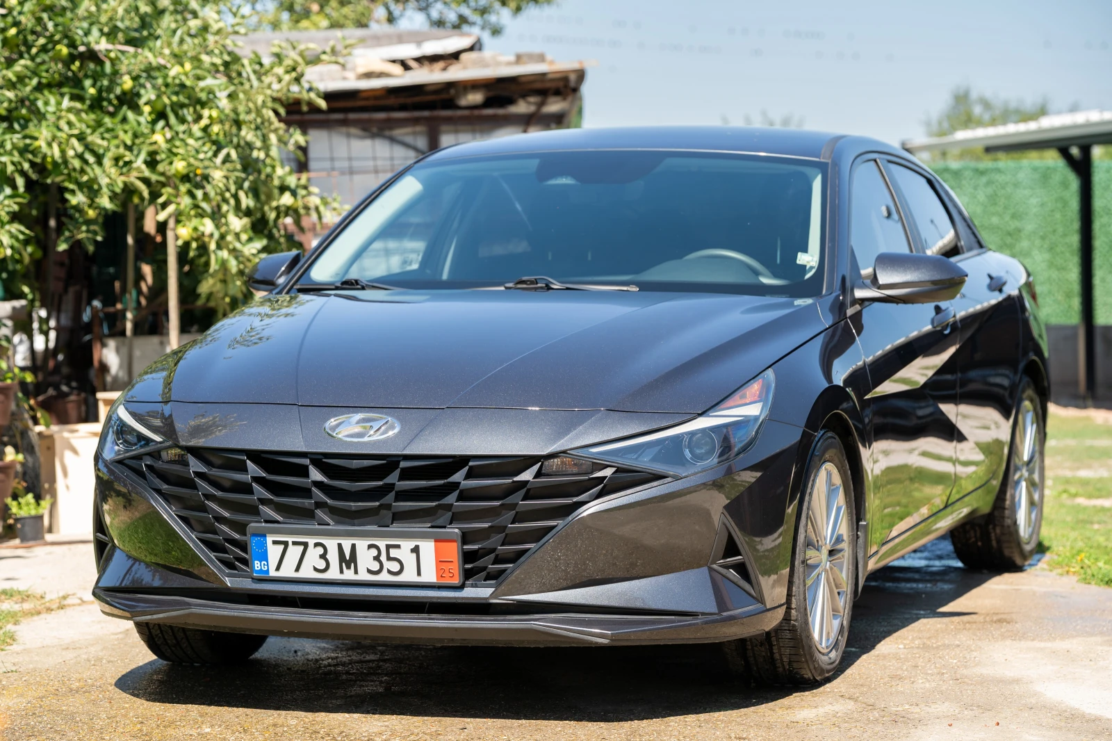 Hyundai Elantra 2.0 БЕНЗИН АВТОМАТ