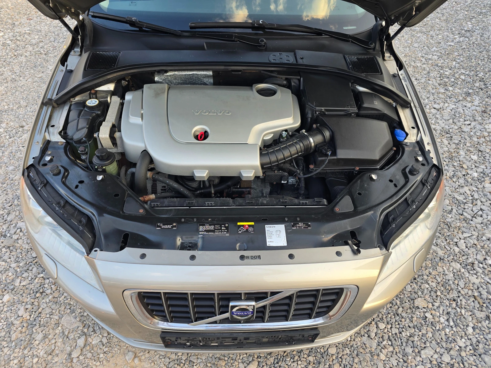 Volvo V70 2, 4 D ������� !! 185��. ��� ����  | Mobile.bg � ����������� 17