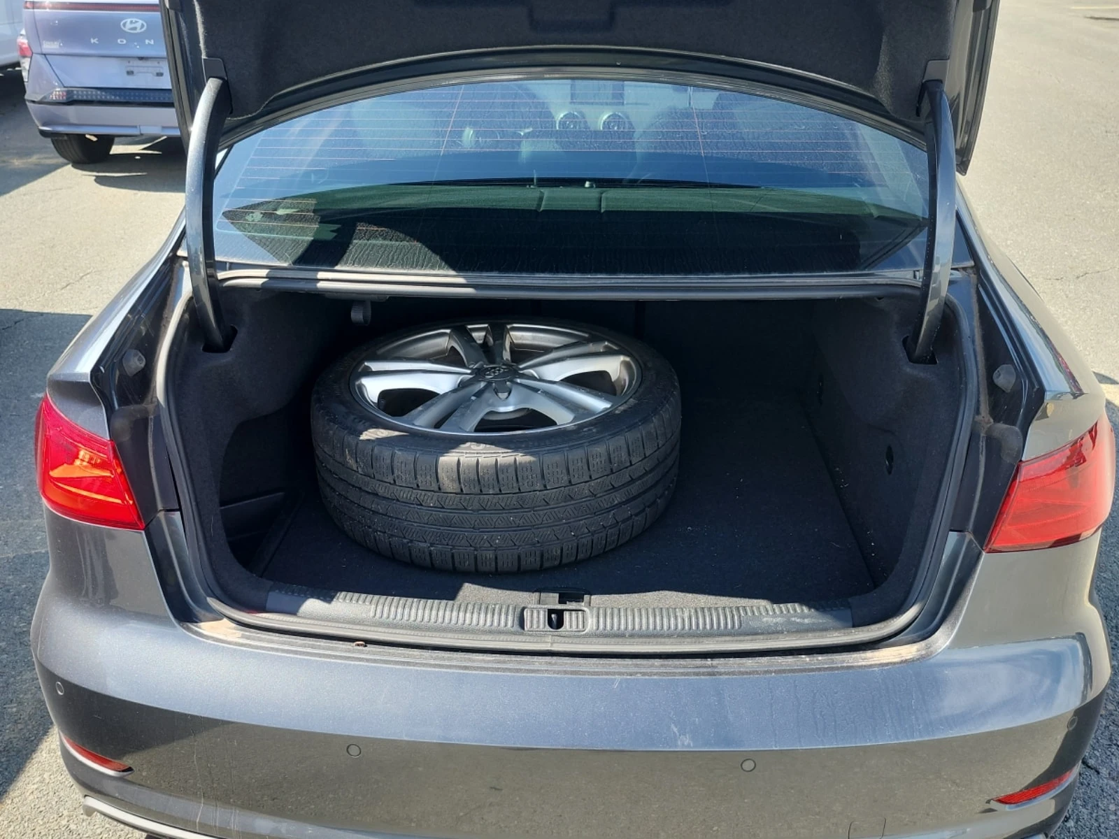 Audi S3 * 4dr Sdn Quattro 2.0t Technik * CARFAX * , снимка 13 - Автомобили и джипове - 55868037
