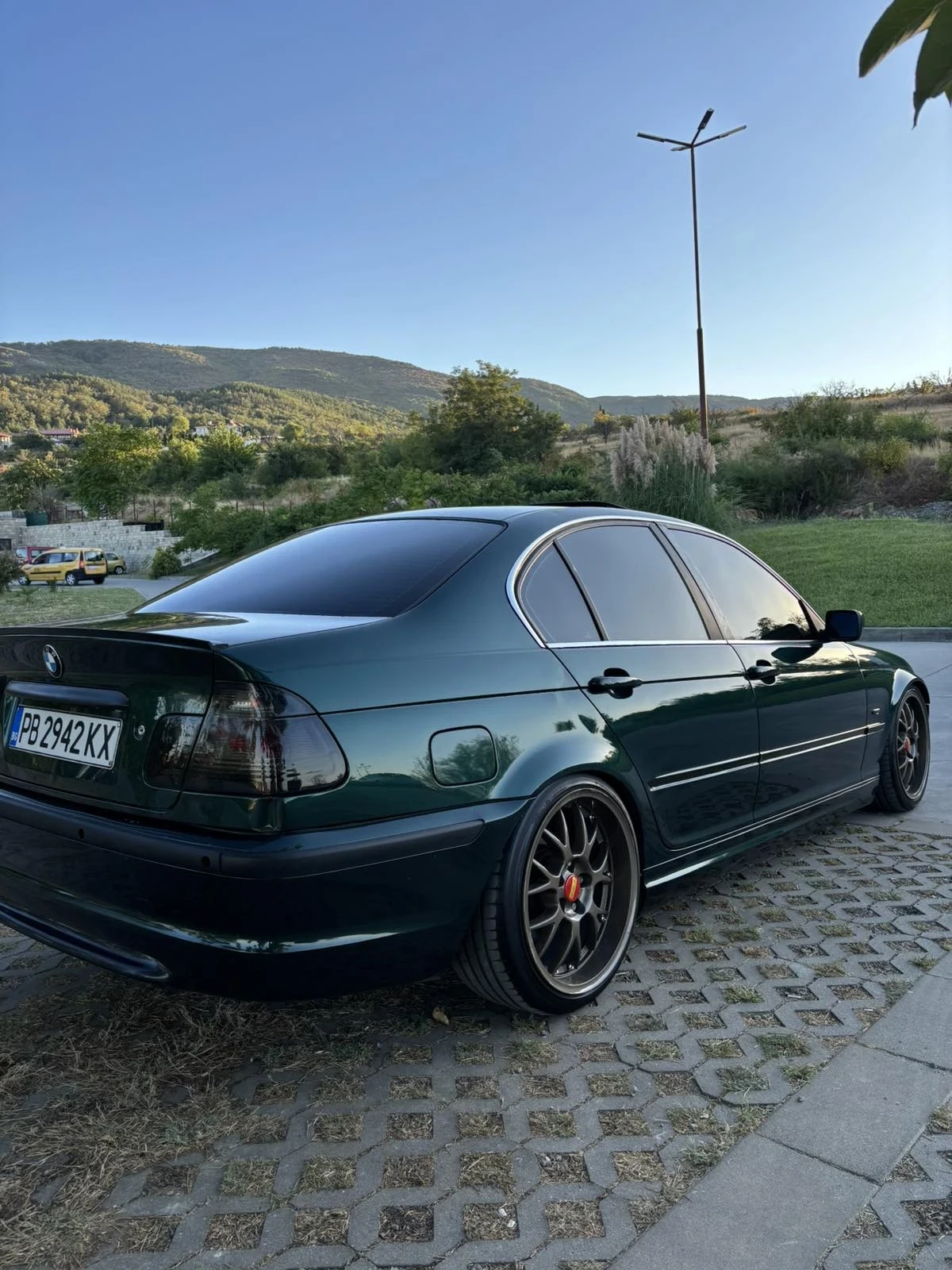 BMW 320, снимка 7 - Автомобили и джипове - 55997093