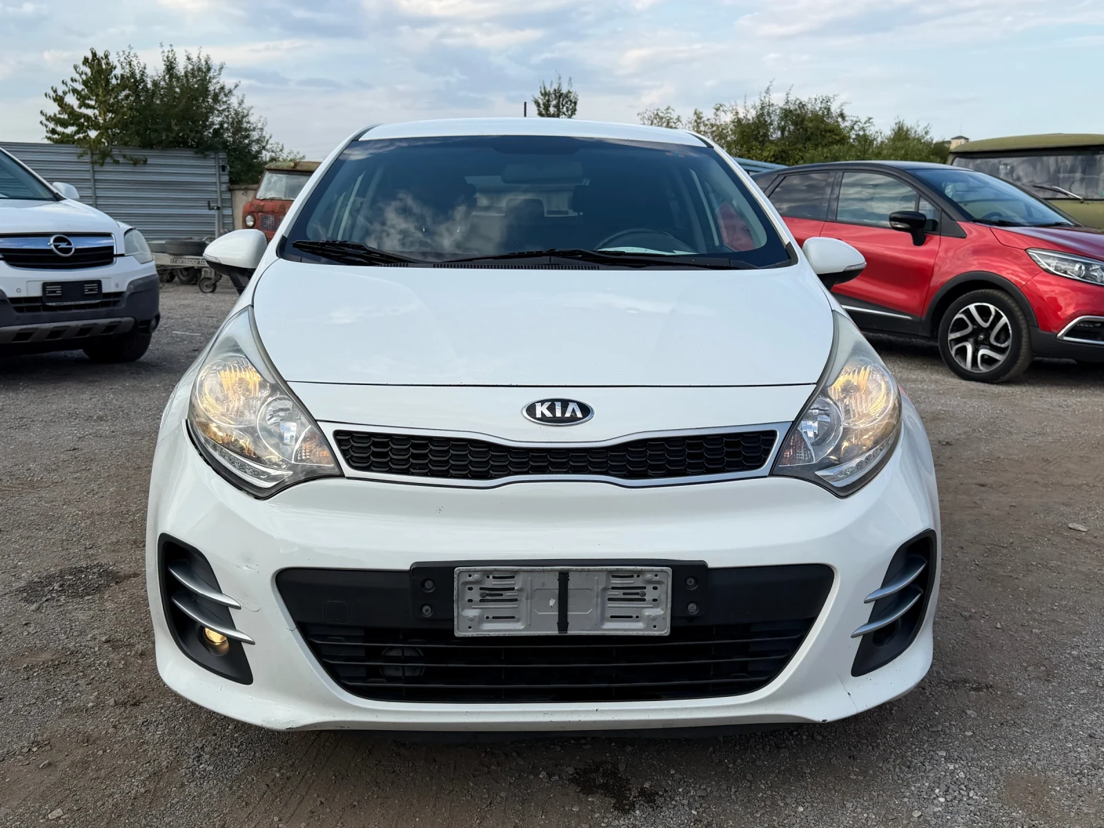 Kia Rio 1.2i 2016 euro6B 5врати, снимка 3 - Автомобили и джипове - 56150076