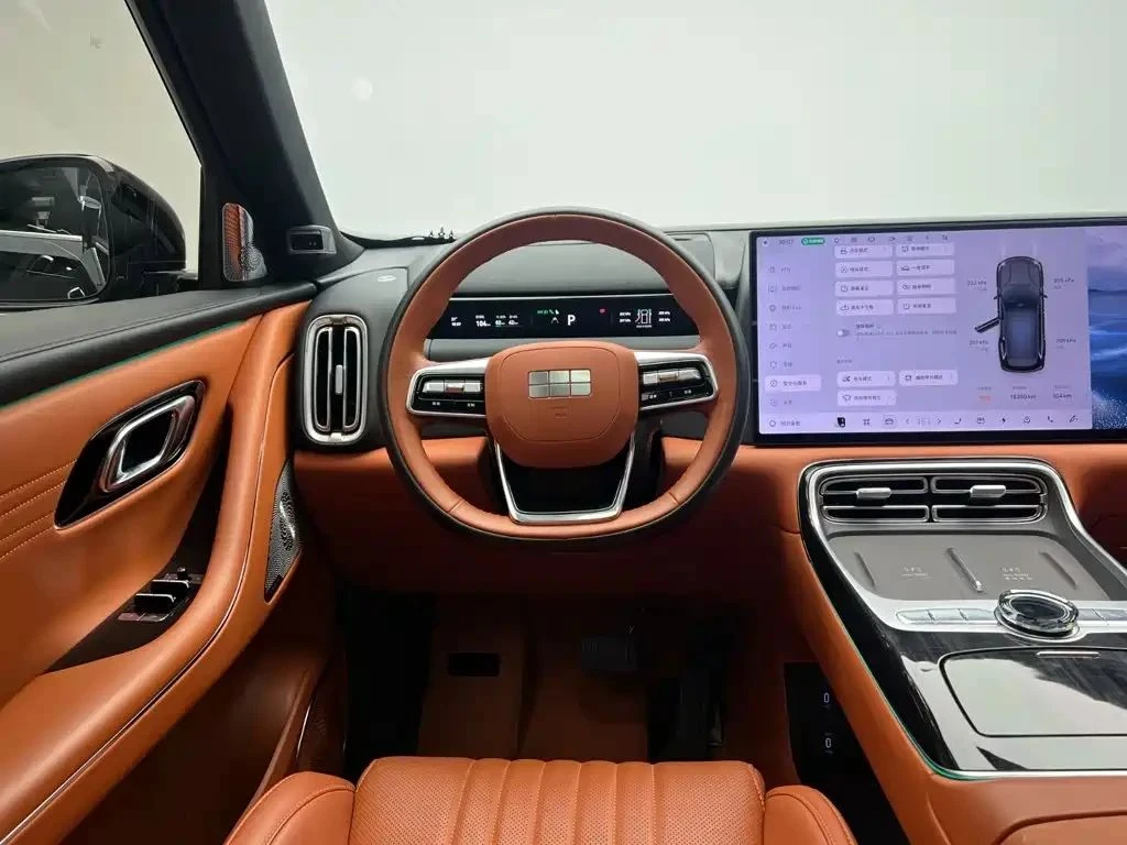 Geely Galaxy M9 210km 4WD, снимка 10 - Автомобили и джипове - 56716626