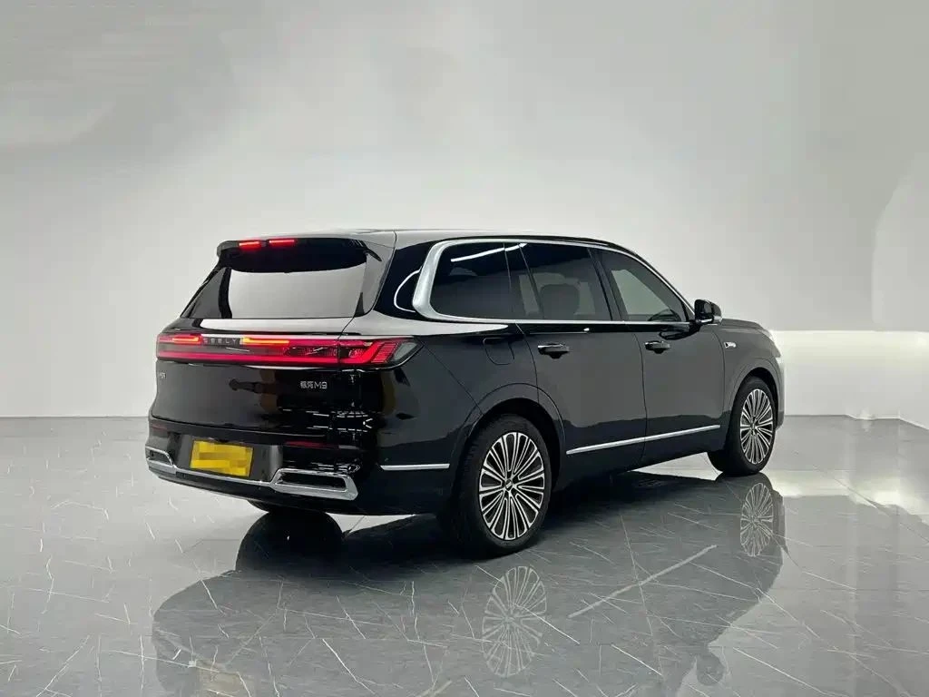 Geely Galaxy M9 210km 4WD, снимка 2 - Автомобили и джипове - 56716626
