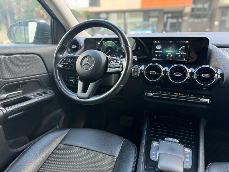 Mercedes-Benz GLA 220, снимка 10 - Автомобили и джипове - 48069430