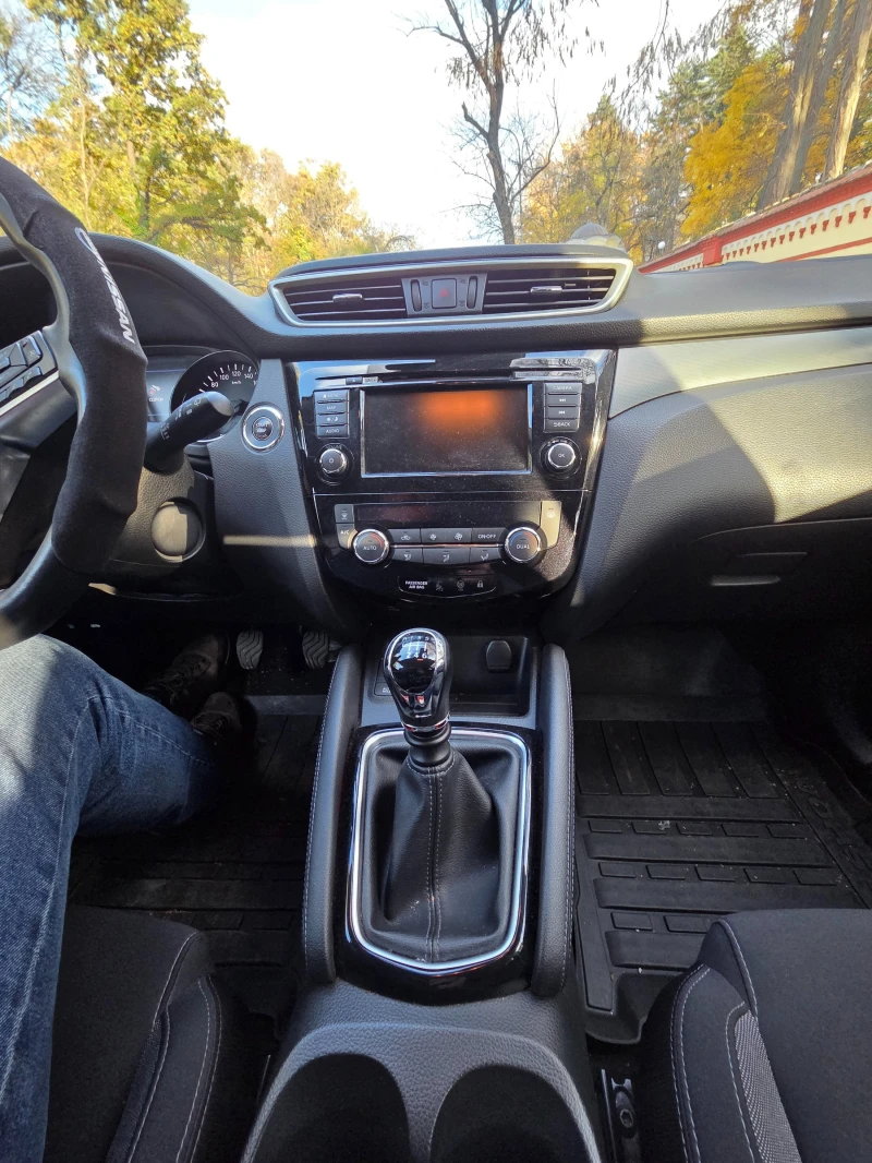 Nissan Qashqai 1.3I, снимка 7 - Автомобили и джипове - 52291064