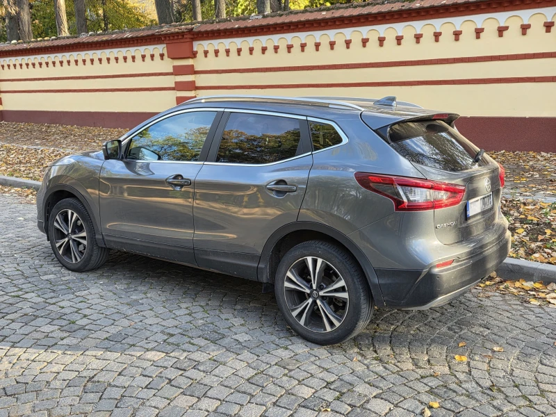 Nissan Qashqai 1.3I, снимка 2 - Автомобили и джипове - 52291064