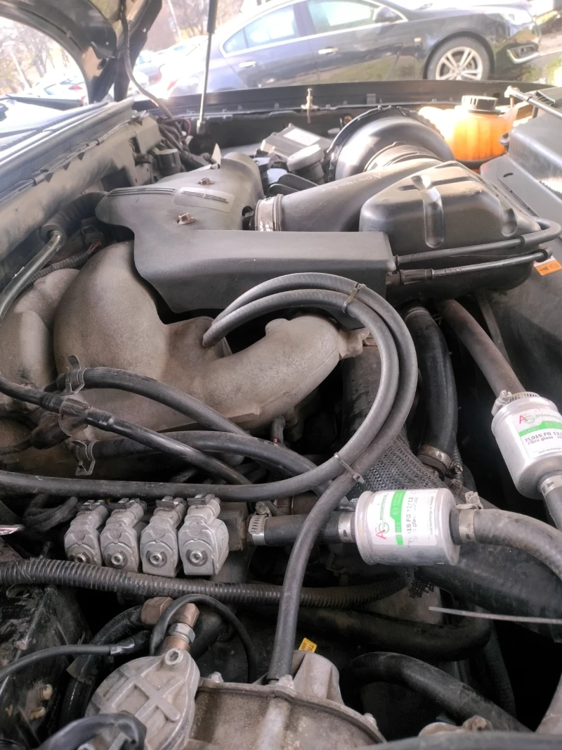 Lincoln Navigator 5.4 V8 32 valve, снимка 4 - Автомобили и джипове - 52828415