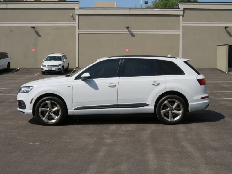 Audi Q7 S-LINE * PROGRESSIV * DIGITAL * PANO * CARFAX * , снимка 5 - Автомобили и джипове - 53270413