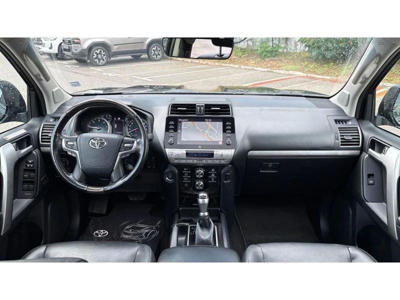 Toyota Land cruiser 2.8D 6AT LUXURY PREMIUM BLACK, снимка 8 - Автомобили и джипове - 55129043