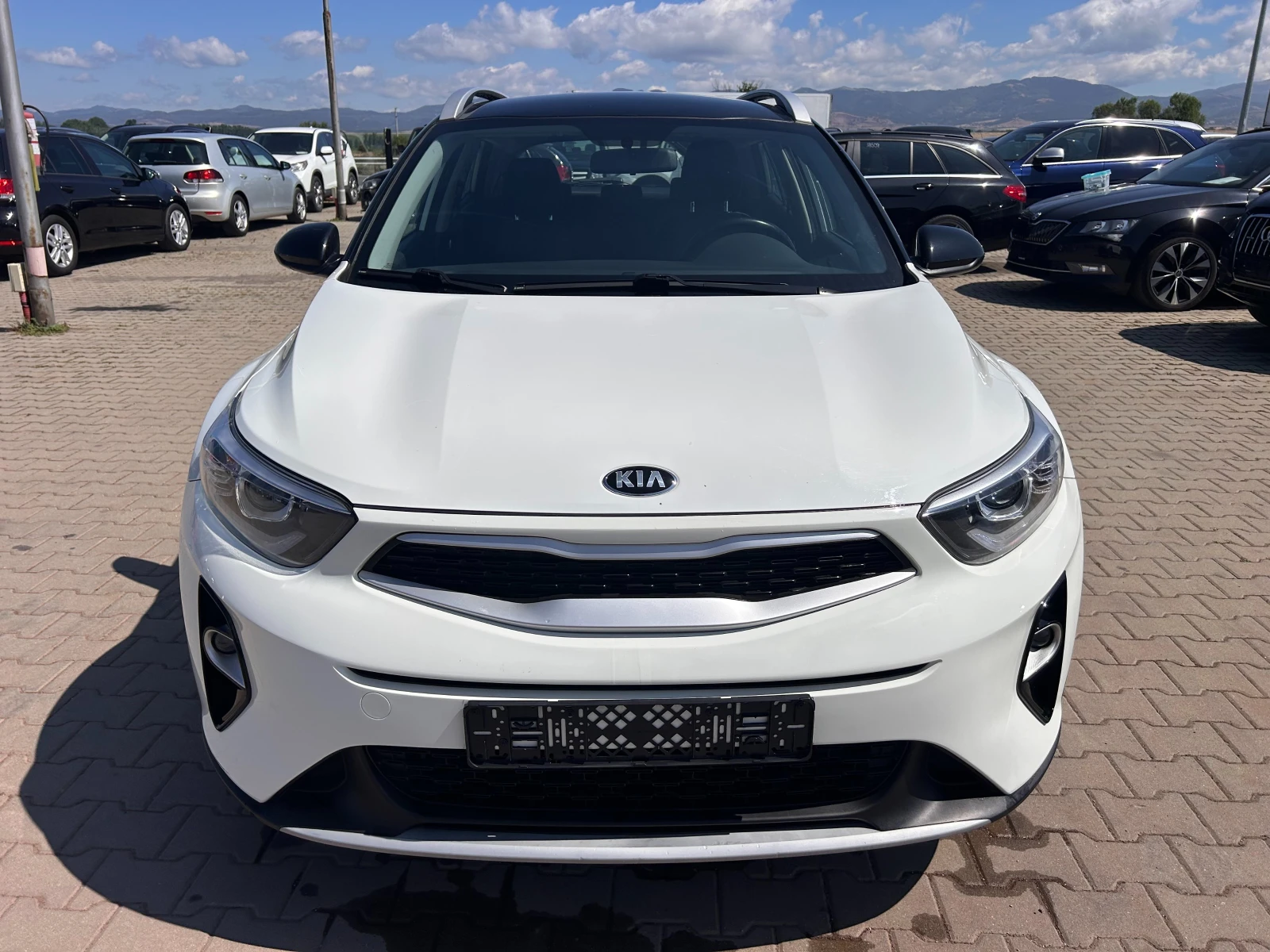 Kia Stonic 1.6CRDI NAVI/KAMERA EURO 6 - изображение 3