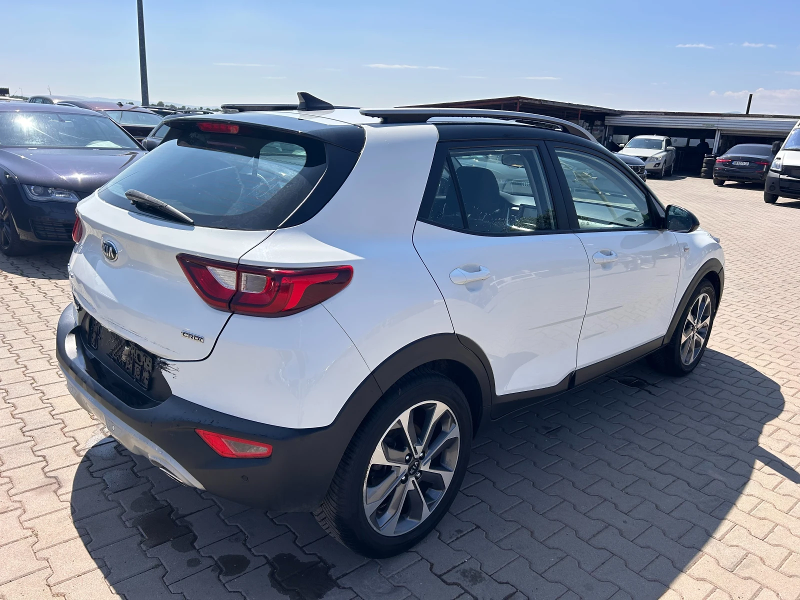 Kia Stonic 1.6CRDI NAVI/KAMERA EURO 6 - изображение 6
