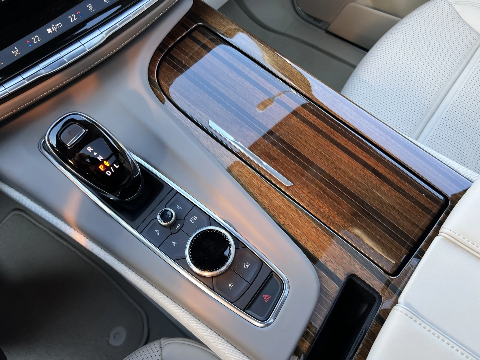 Cadillac Escalade 6.2 V8/SPORT PLATINUM/AKG/HEAD UP/PANO/7-/ | Mobile.bg   12