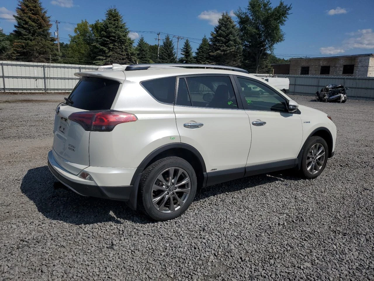 Toyota Rav4 HV LIMITED 4x4 - изображение 3