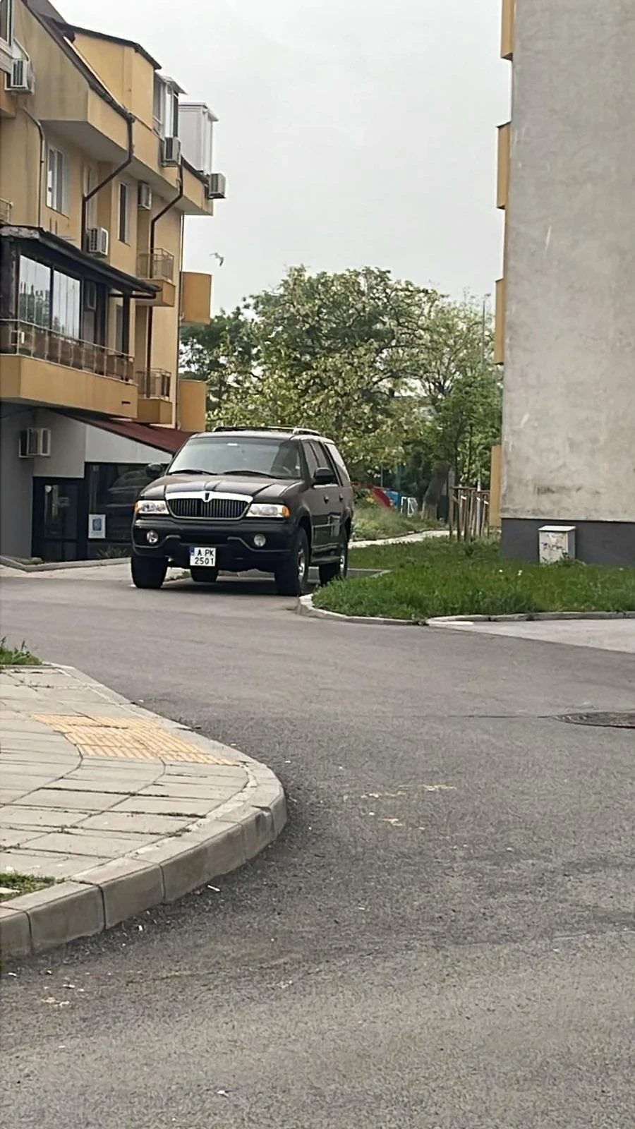 Lincoln Navigator 5.4 V8 32 valve - изображение 2