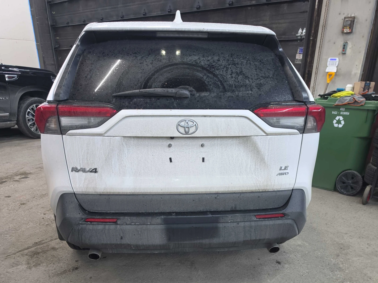 Toyota Rav4 LE * * CARFAX * * АВТО КРЕДИТ * * , снимка 5 - Автомобили и джипове - 53919195
