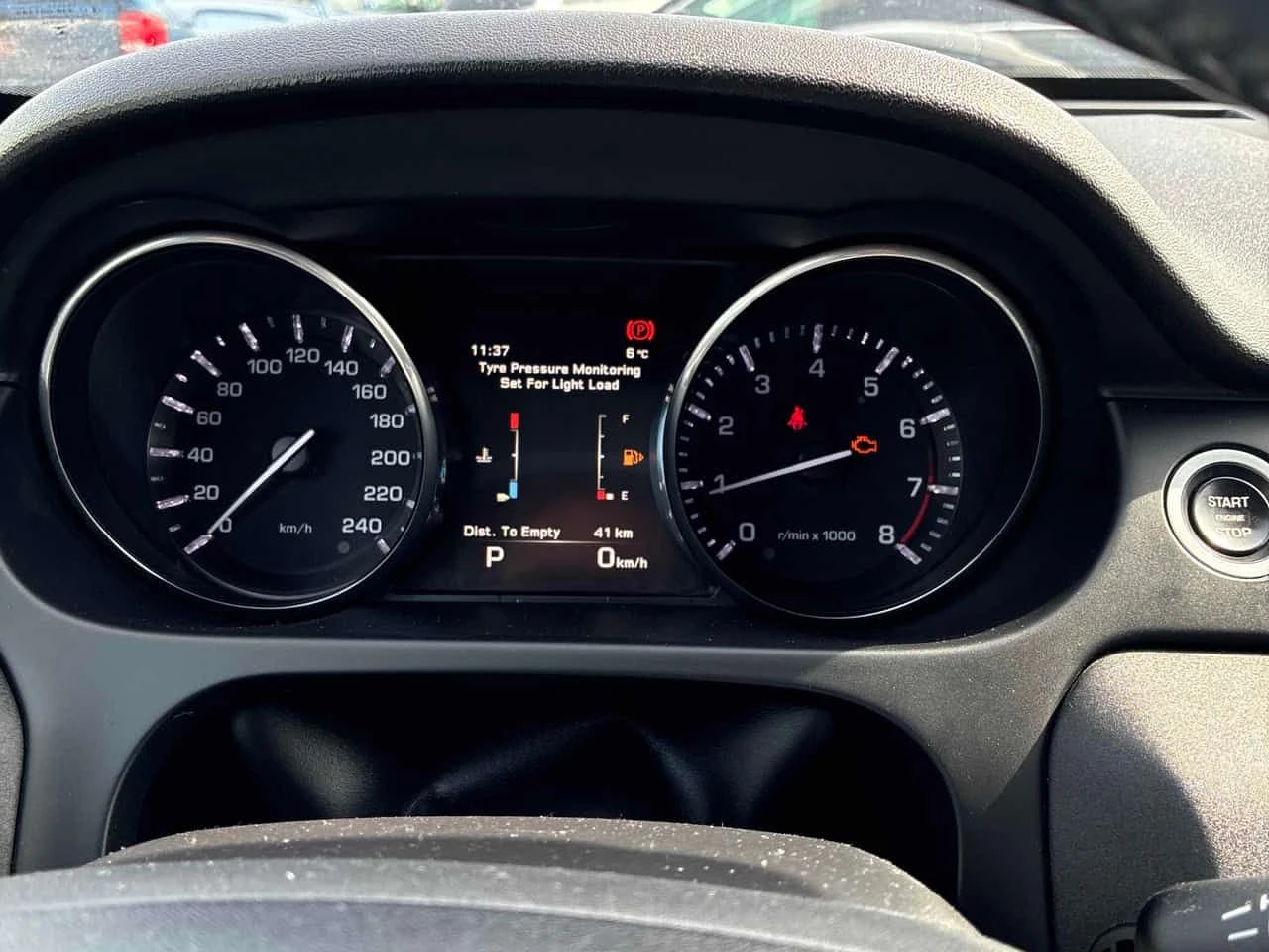 Land Rover Discovery Sport * HSE * CARFAX * ЦЕНА ДО БГ, снимка 8 - Автомобили и джипове - 54001048