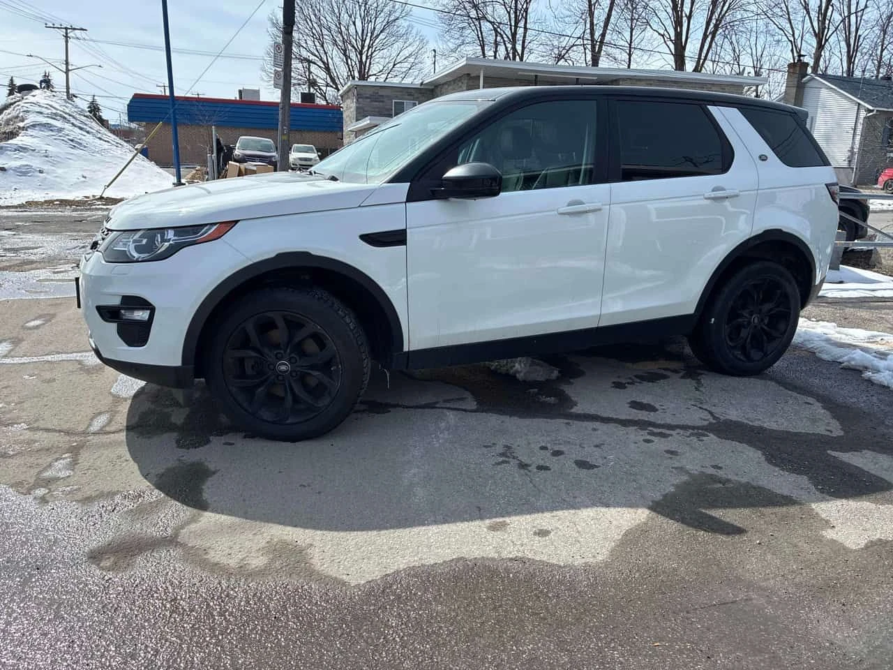 Land Rover Discovery Sport * HSE * CARFAX * ЦЕНА ДО БГ, снимка 2 - Автомобили и джипове - 54001048